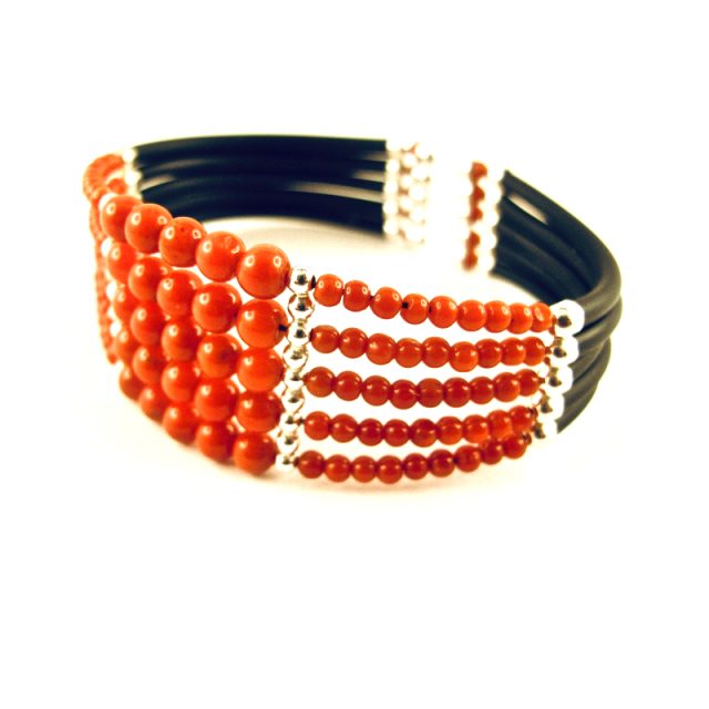 Bracelet manchette 5 rangs perles de corail rouge