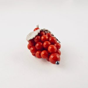 Pendentif grappe de raisin corail rouge et argent