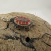 pendentif tortue corail rouge et black lip