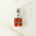 pendentif mosaik carré en véritable corail rouge et argent