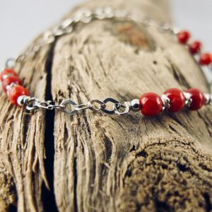  Bracelet de petites perles 3 mm  de véritable corail rouge de Méditerranée et chaine argent 925/1000e