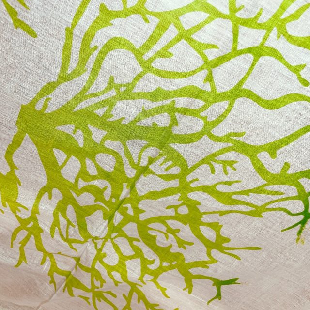 pareo coton motif corail vert citron sur blanc